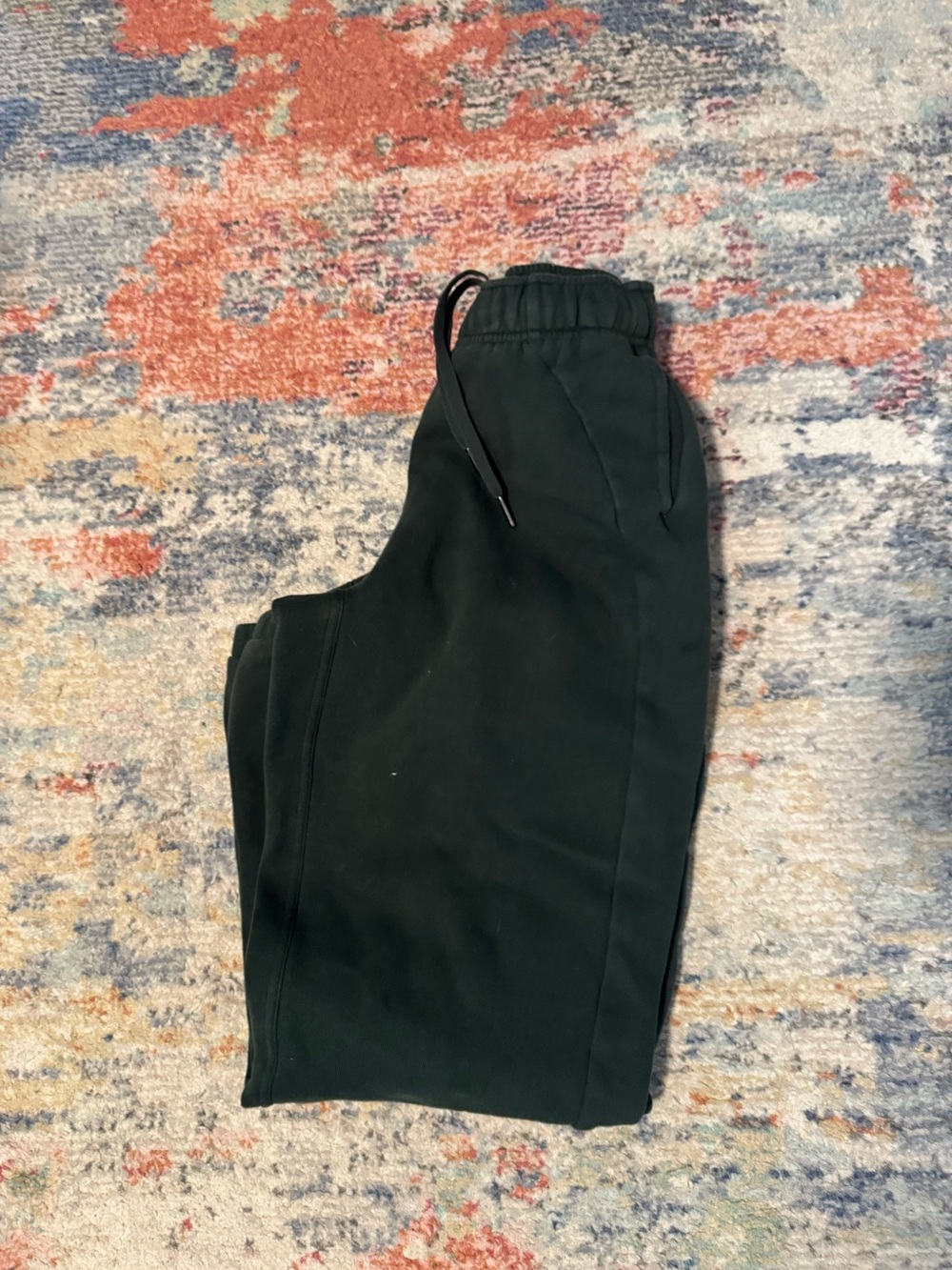 lululemon scuba jogger in Rain Forest Green